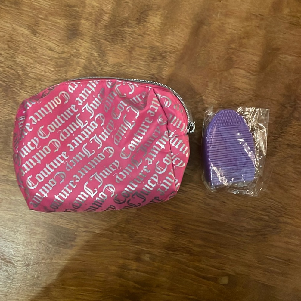 Juicy Couture make up bag